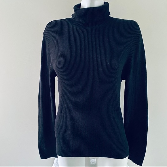 🔥2/$15🔥 Charcoal Grey Turtleneck Sweater - Picture 1 of 4